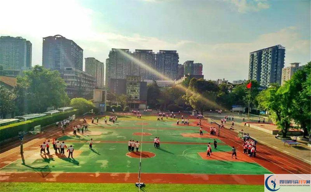 成都树德协进中学在校学生总人数是多少？