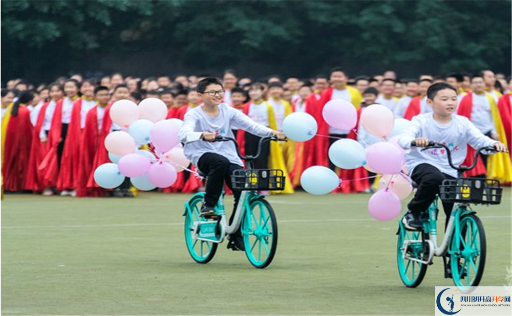 成都嘉祥外国语学校补课多少钱？