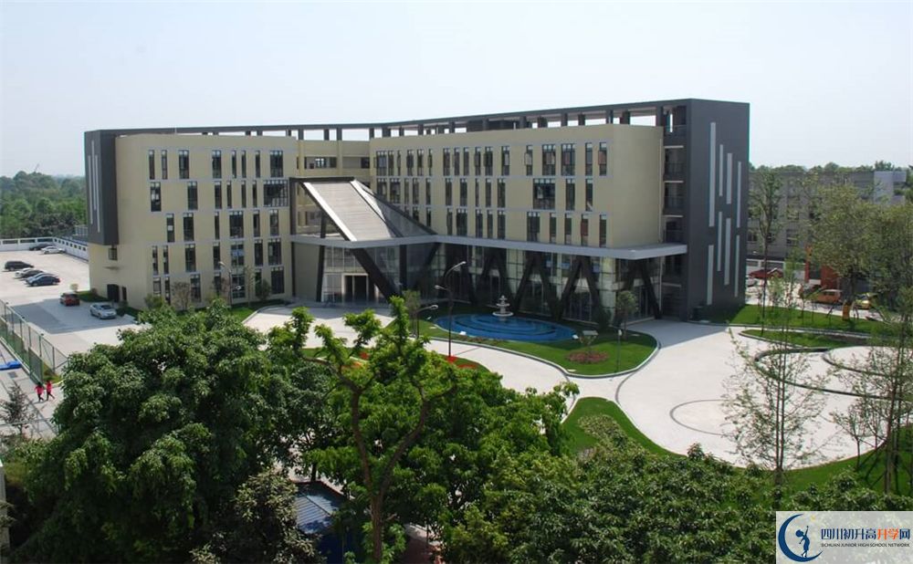 双流艺体中学校园风采